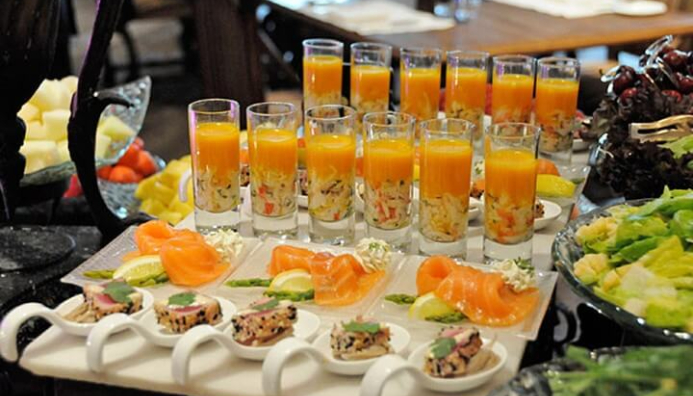 Catering de eventos y servicios de lunch